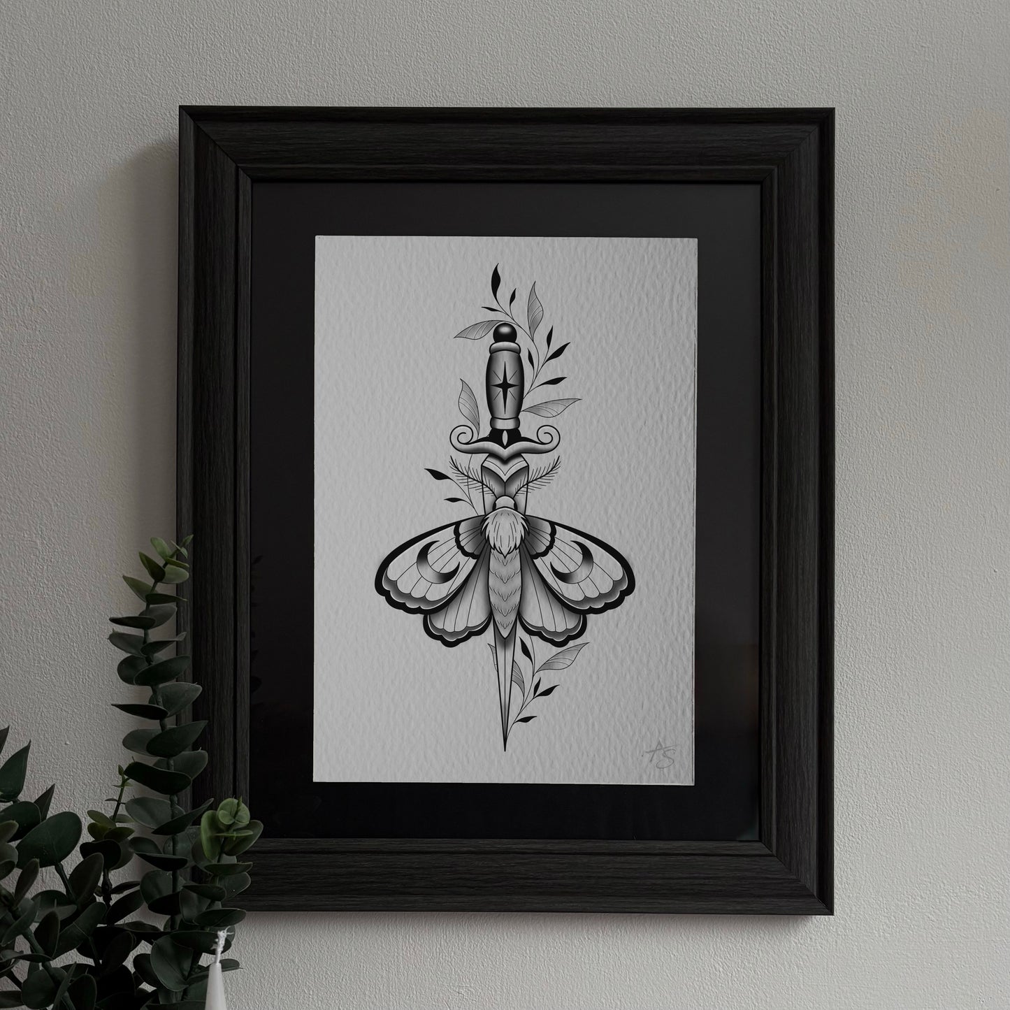 MOTH DAGGER PRINT