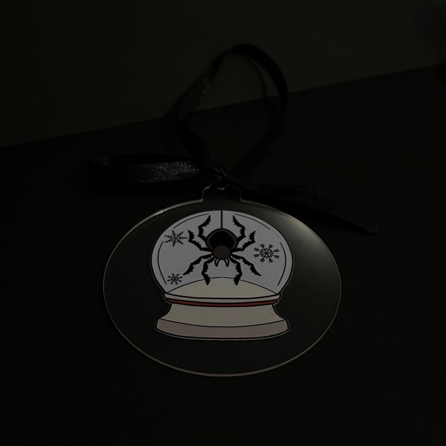 TATTOO-INSPIRED CHRISTMAS BAUBLE