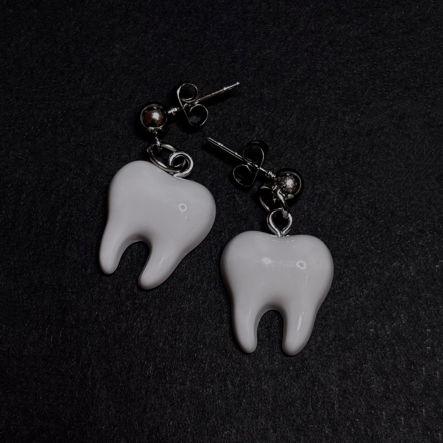 “TEETH” EARRINGS