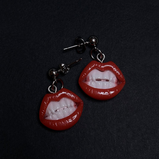“VAMPIRE” EARRINGS